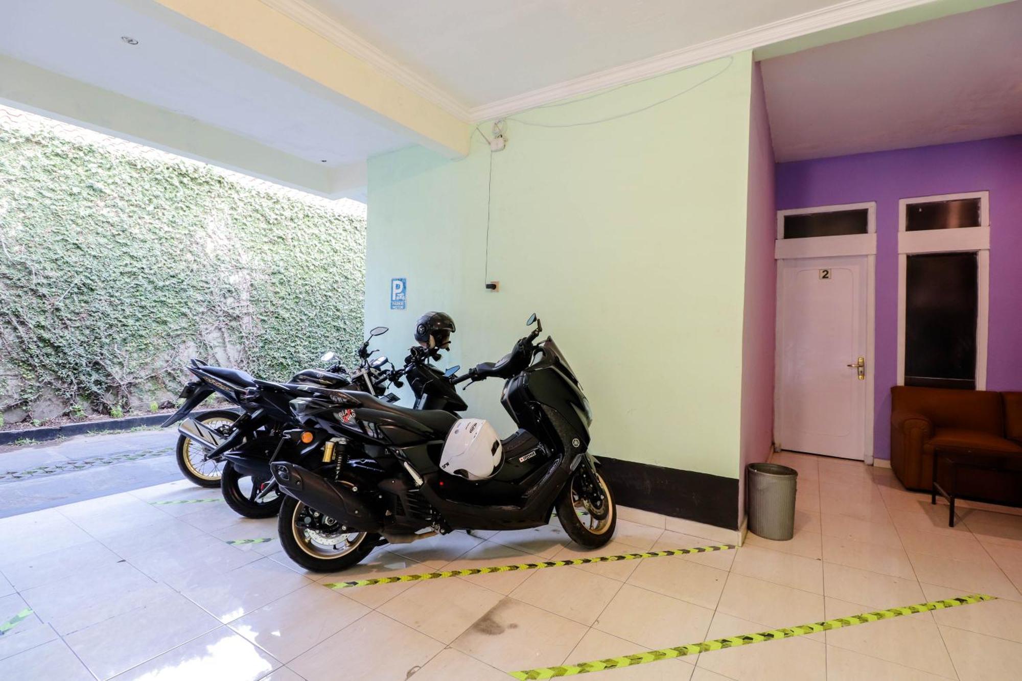 Safara Hotel 2*